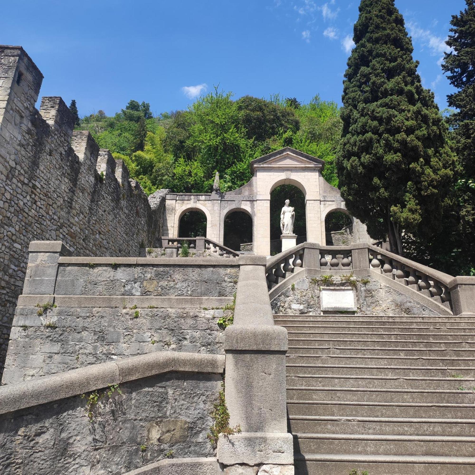Torre Ca Emo, La Mansarda Di Serravalle 비토리오베네토 외부 사진